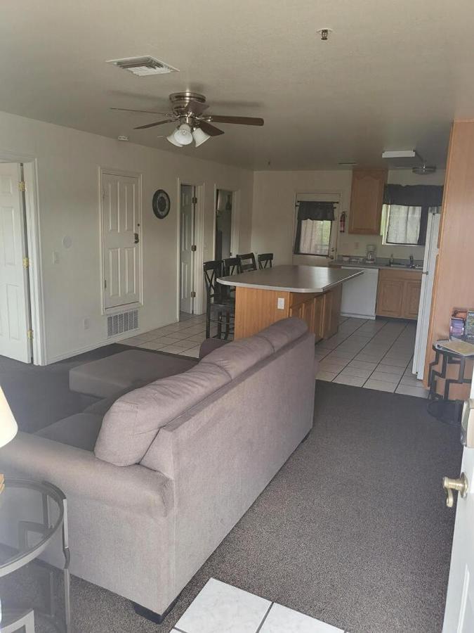 Tail Wind Life Llc Apartment Page Exterior foto